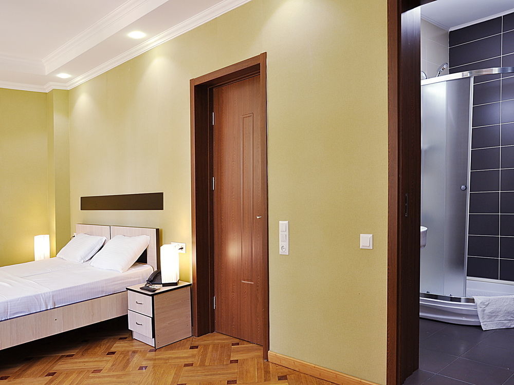 Hotel Frida Tbilisi Bagian luar foto