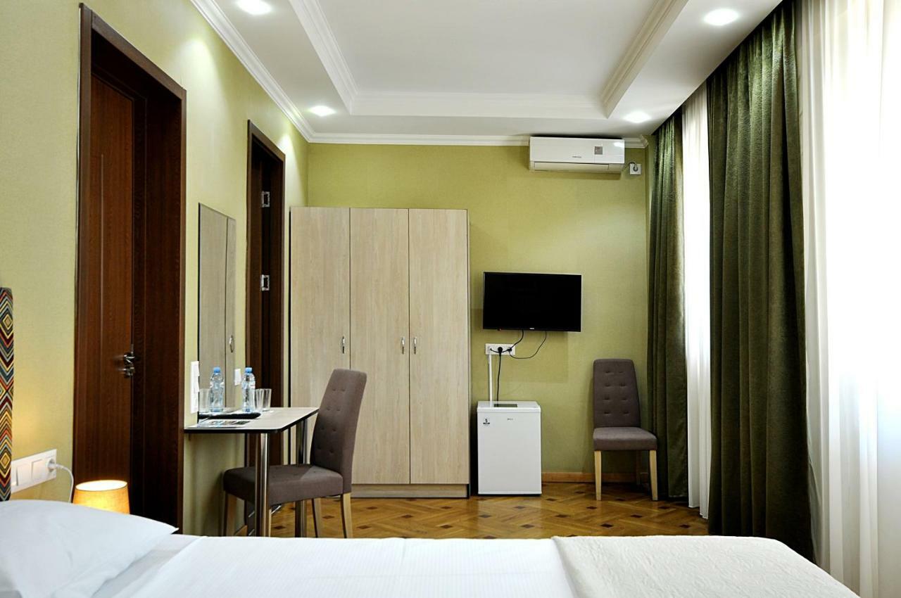 Hotel Frida Tbilisi Bagian luar foto
