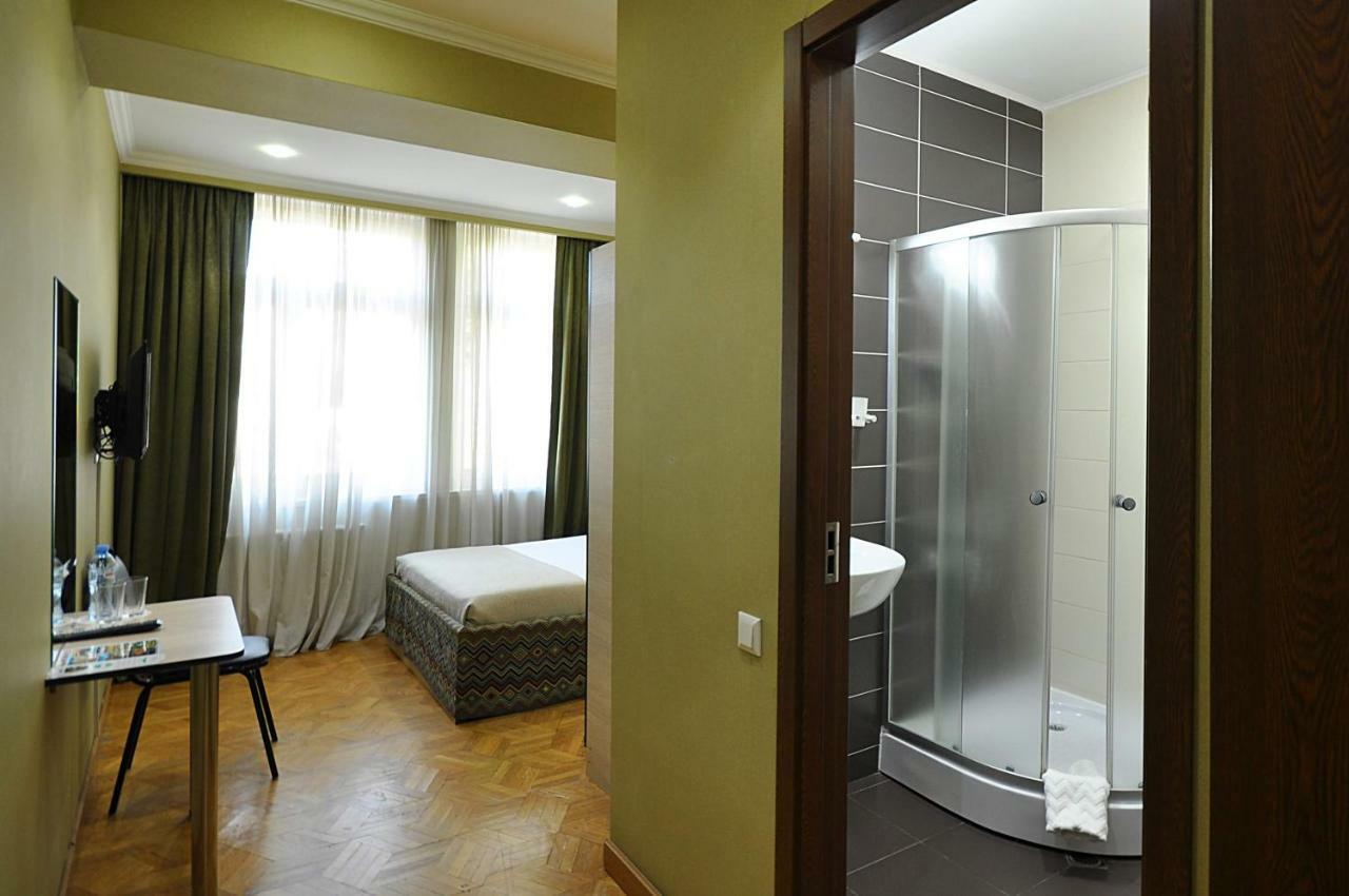 Hotel Frida Tbilisi Bagian luar foto