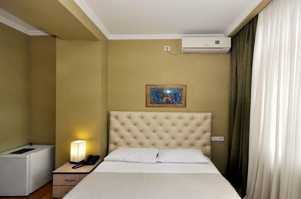 Hotel Frida Tbilisi Bagian luar foto